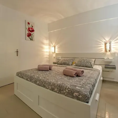 Beachfront Lovely Paraiso Del Sur A106 אדחה