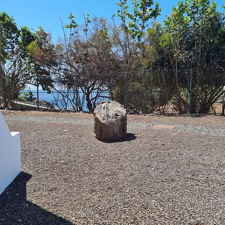 Beachfront Lovely Paraiso Del Sur A106 * Адехе